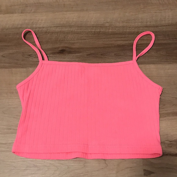 *NEW* Graphic Ribbed Crop - Picture 4 of 4